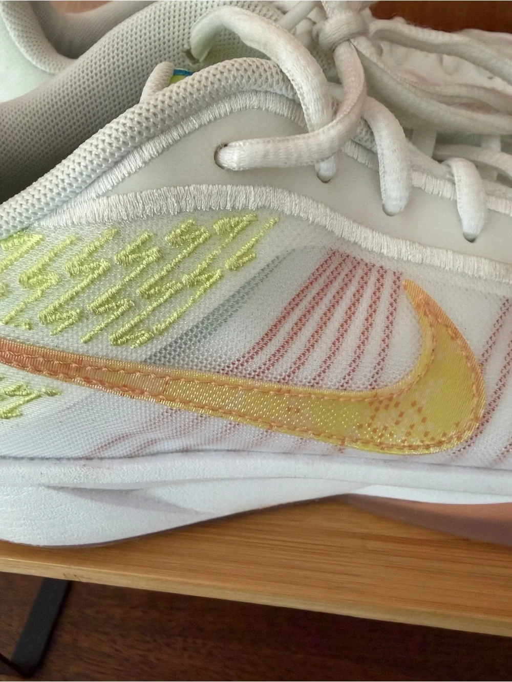 Nike Sabrina Kids 6.5 Y White/Lemon Sneaker Basketball Athletic Shoes. HF1188100